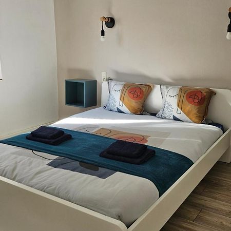 Spacieux Appartement Au Pied De La Cite Medievale การ์กาซอน ภายนอก รูปภาพ