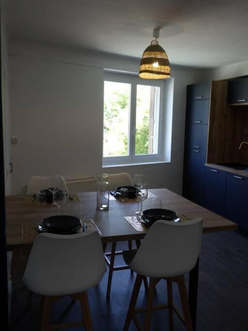 Spacieux Appartement Au Pied De La Cite Medievale การ์กาซอน ภายนอก รูปภาพ